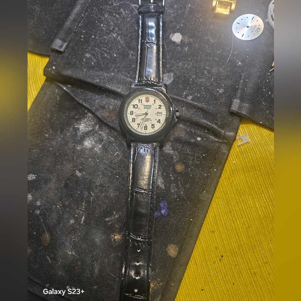 Black Swiss Army Men's Watch
